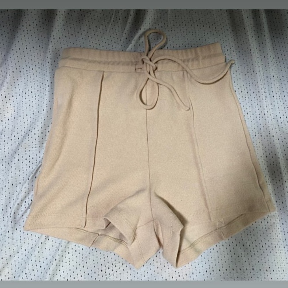 Princess Polly beige shorts